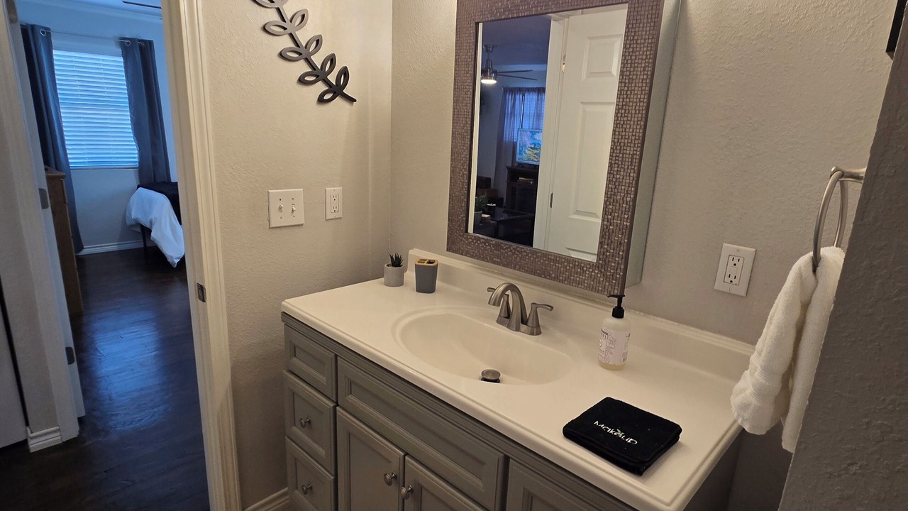 Photo of Bathroom in Borger