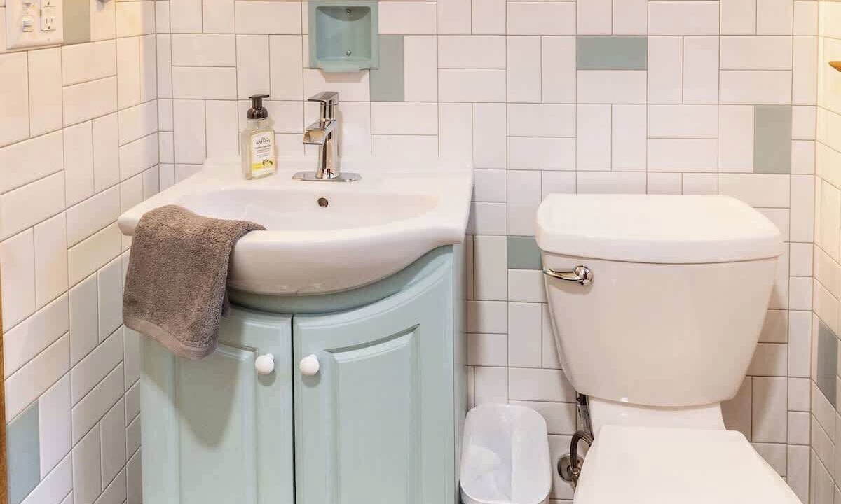 Photo of Bathroom in Near South
