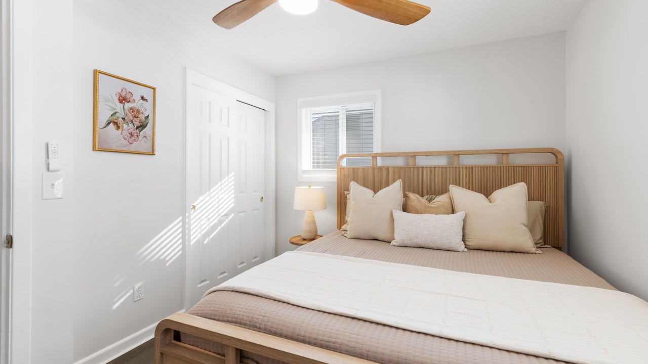 Photo of Bedroom in Raytown