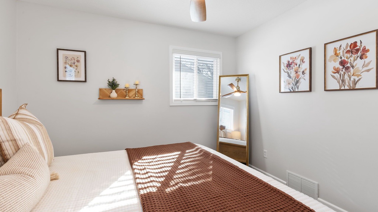 Photo of Bedroom in Raytown