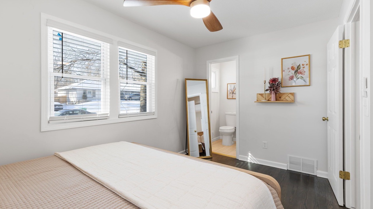 Photo of Bedroom in Raytown