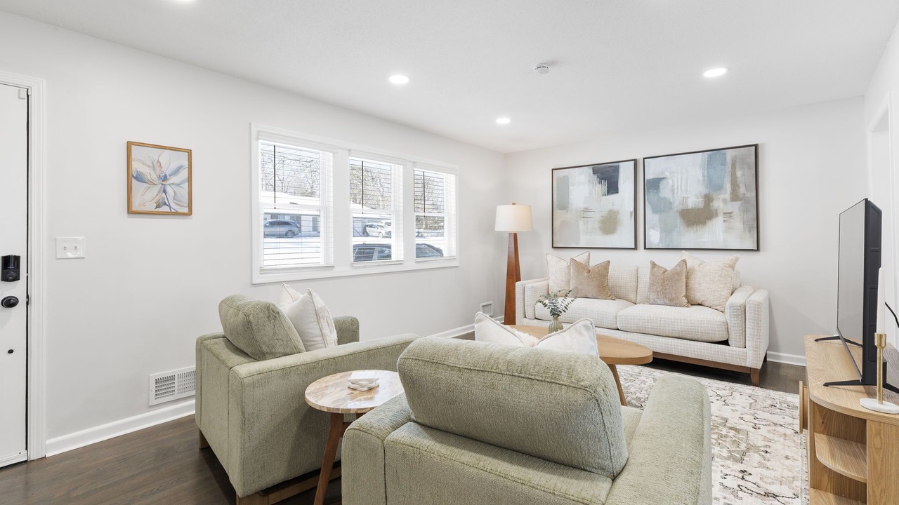 Photo of Livingroom in Raytown