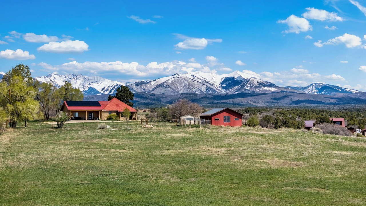 Photo of Outdoor in Hesperus