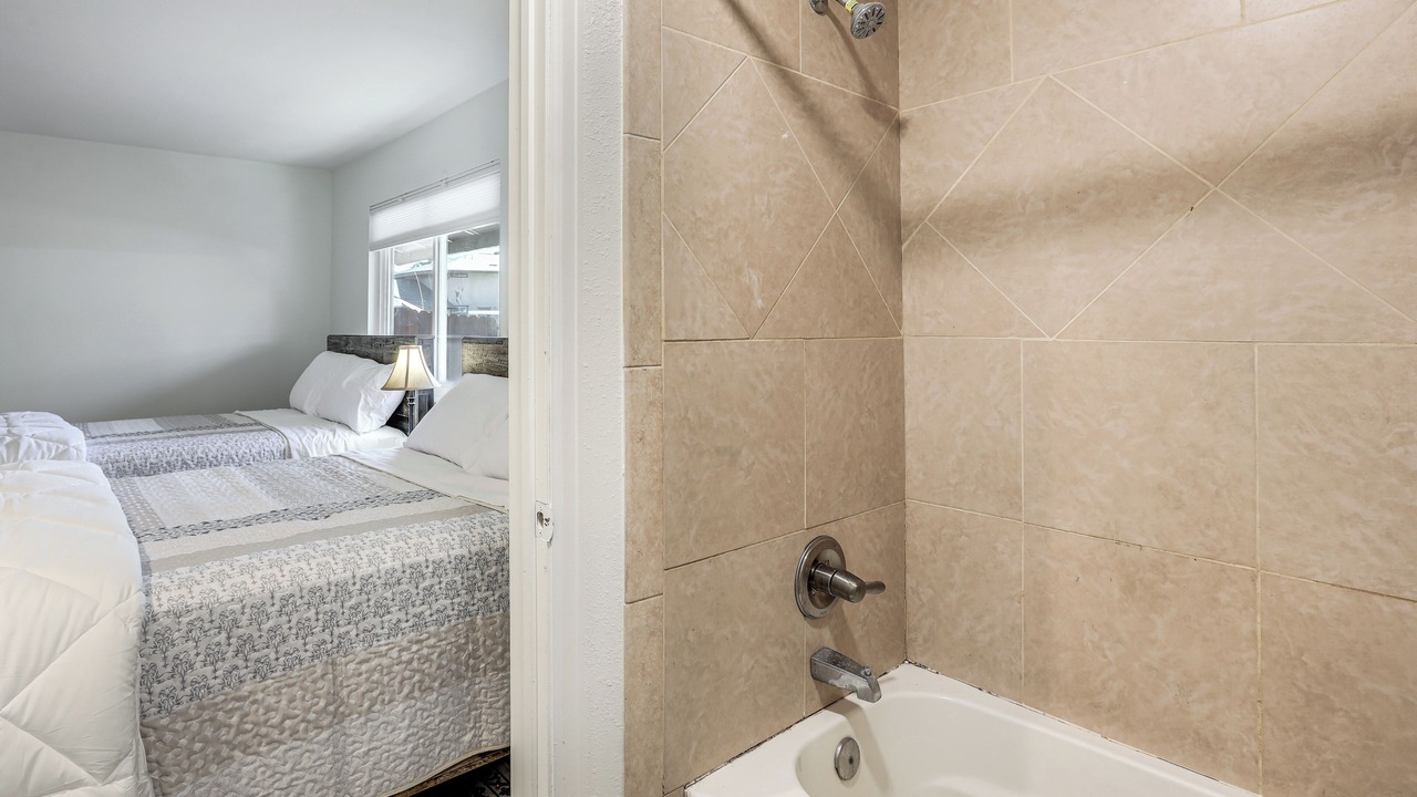 Photo of Bathroom in Meadow Hills