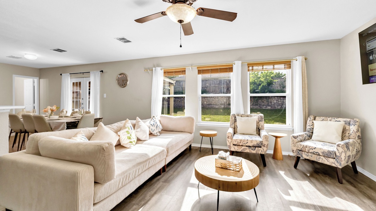 Photo of Livingroom in Sherman