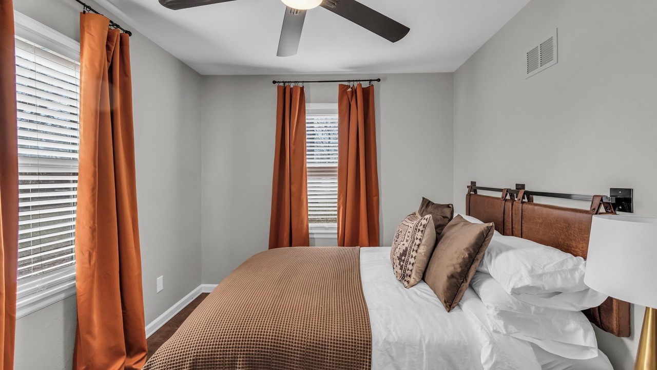 Photo of Bedroom in Blue Springs