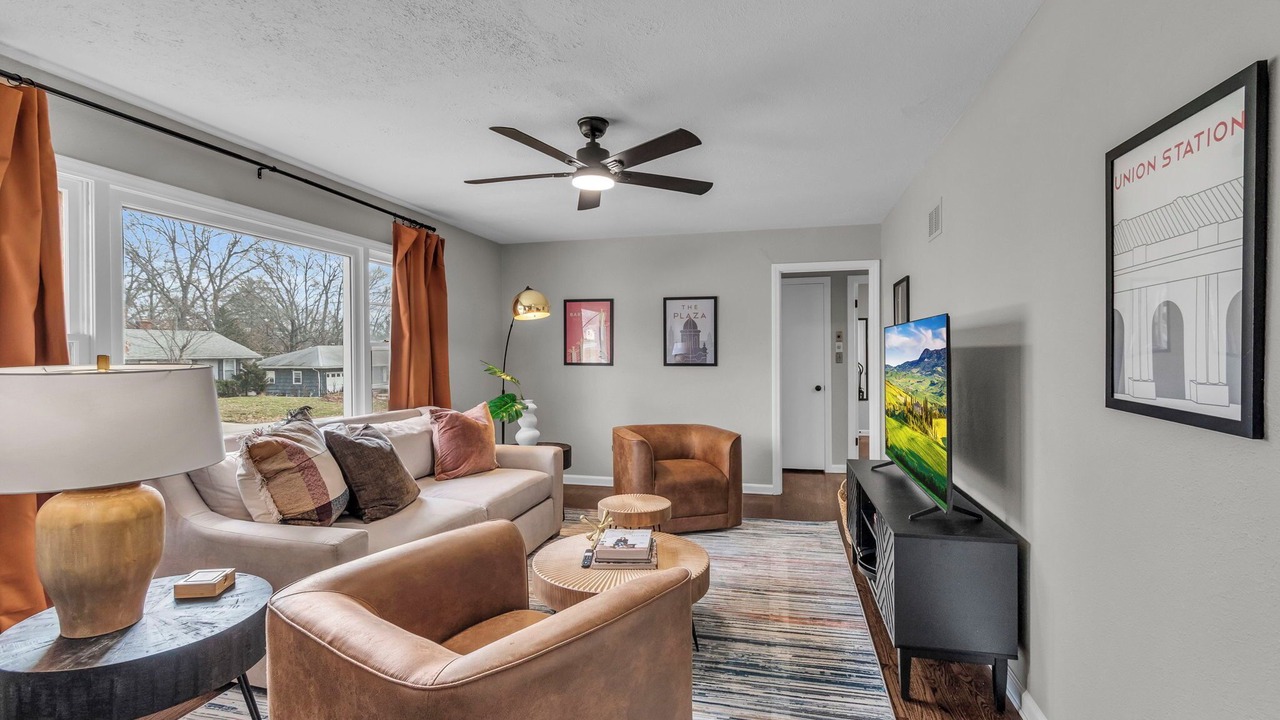 Photo of Livingroom in Blue Springs