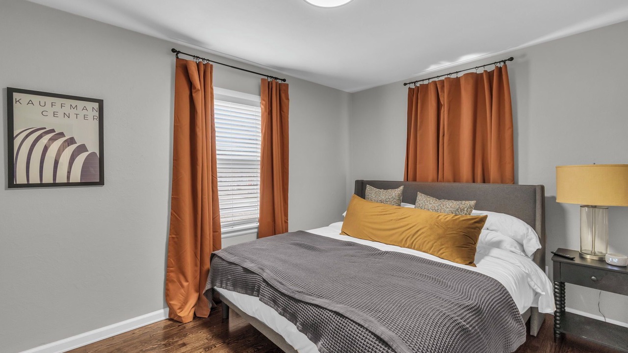 Photo of Bedroom in Blue Springs