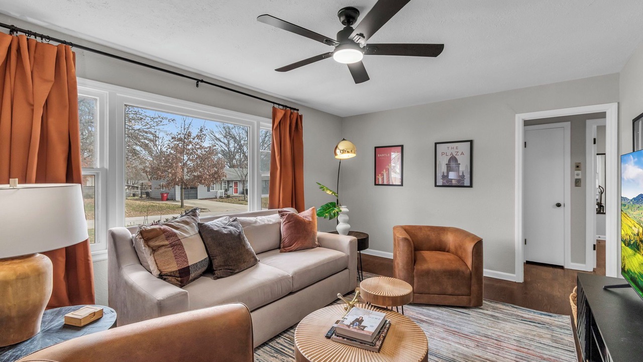 Photo of Livingroom in Blue Springs