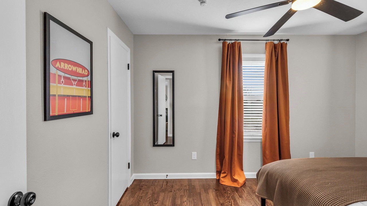 Photo of Bedroom in Blue Springs