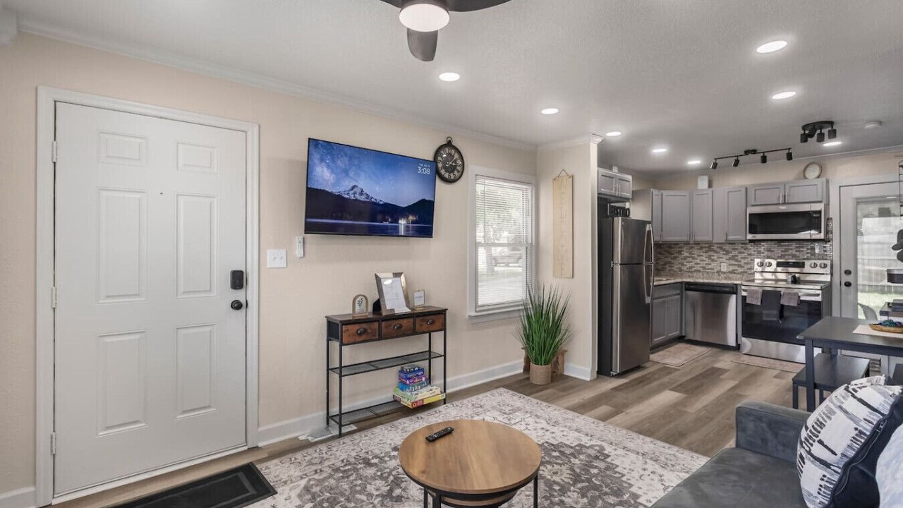 Photo of Livingroom in Liberty