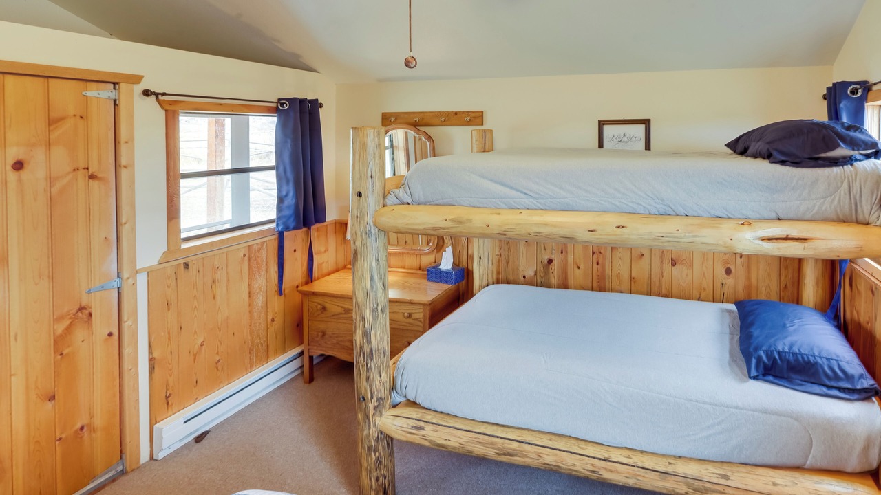 Photo of Bedroom in Thermopolis
