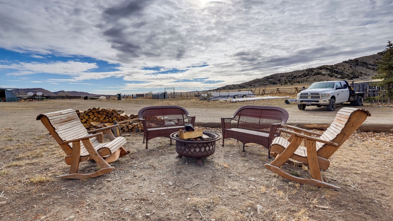 Photo of Others in Thermopolis