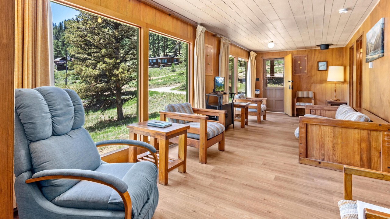 Photo of Livingroom in Estes Park