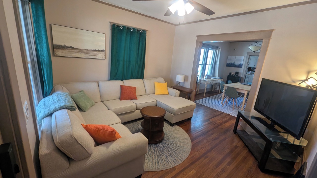 Photo of Livingroom in Kansas City