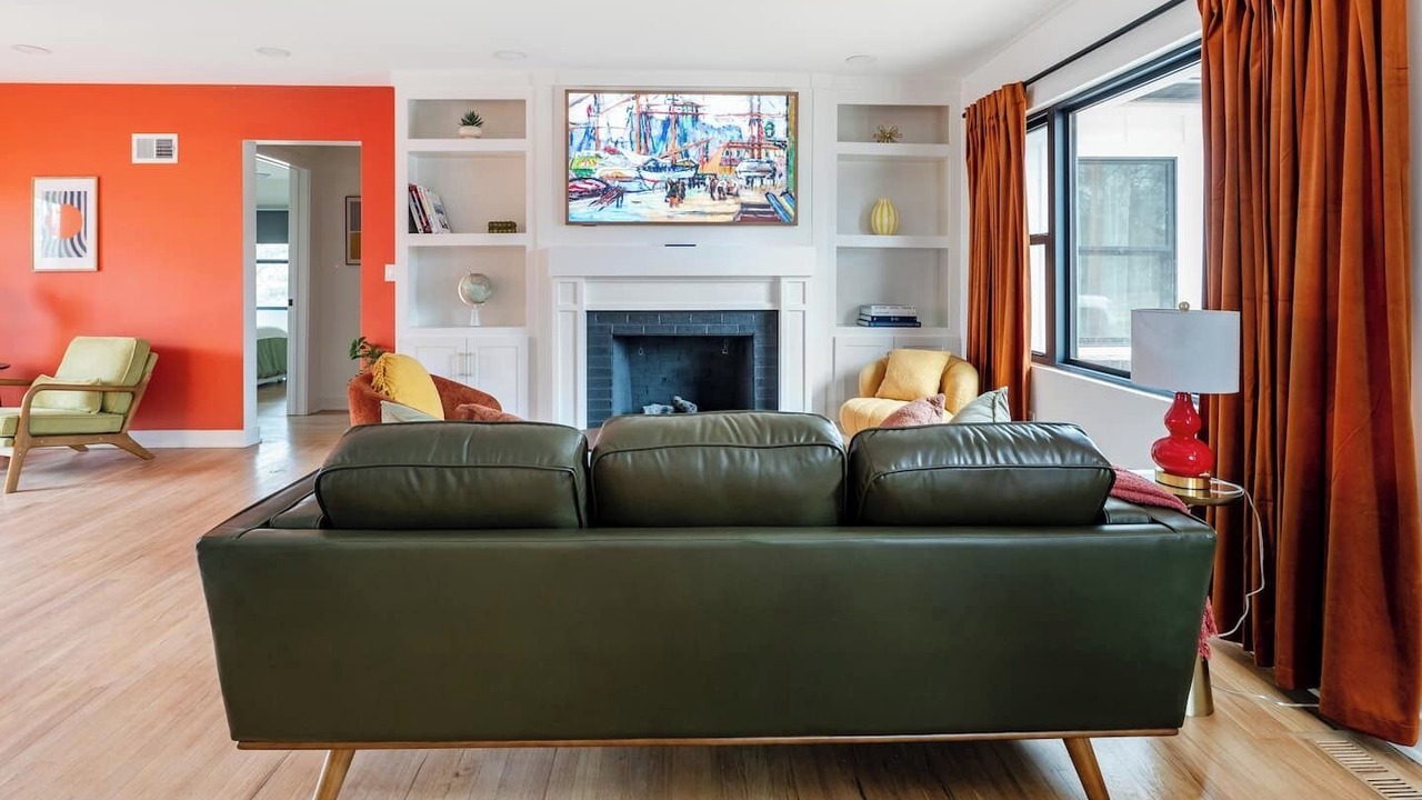 Photo of Livingroom in Fairway
