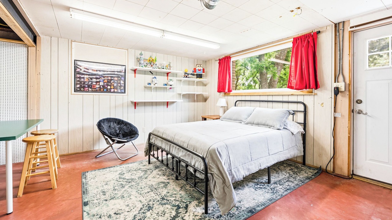 Photo of Bedroom in Kansas City