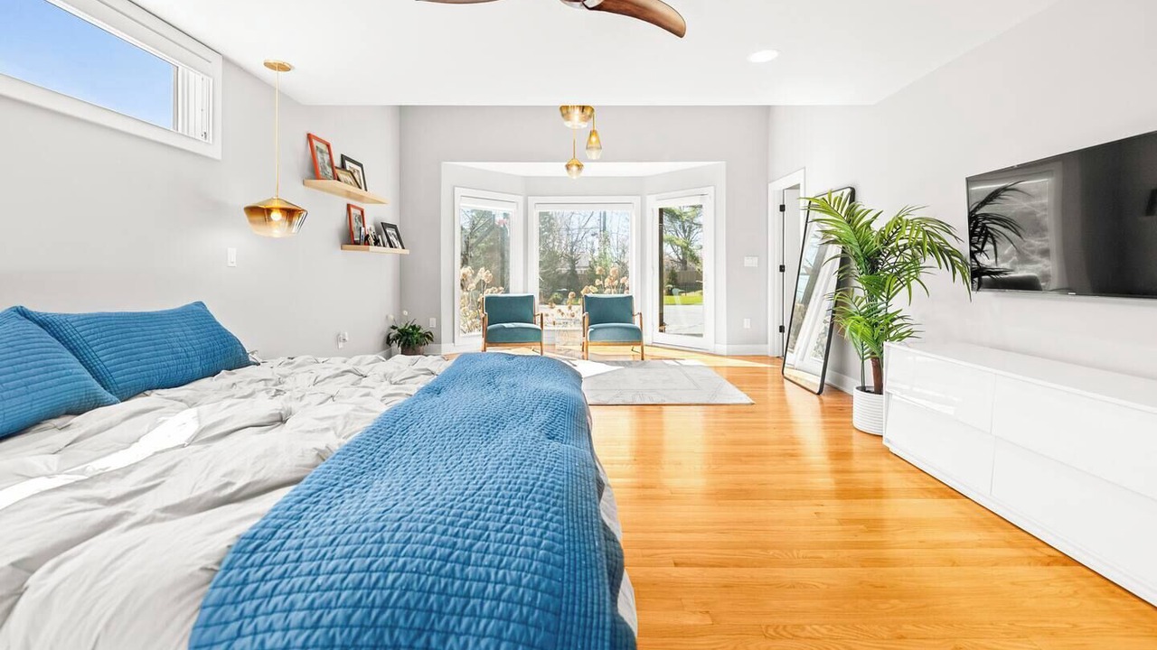Photo of Bedroom in Prairie Village