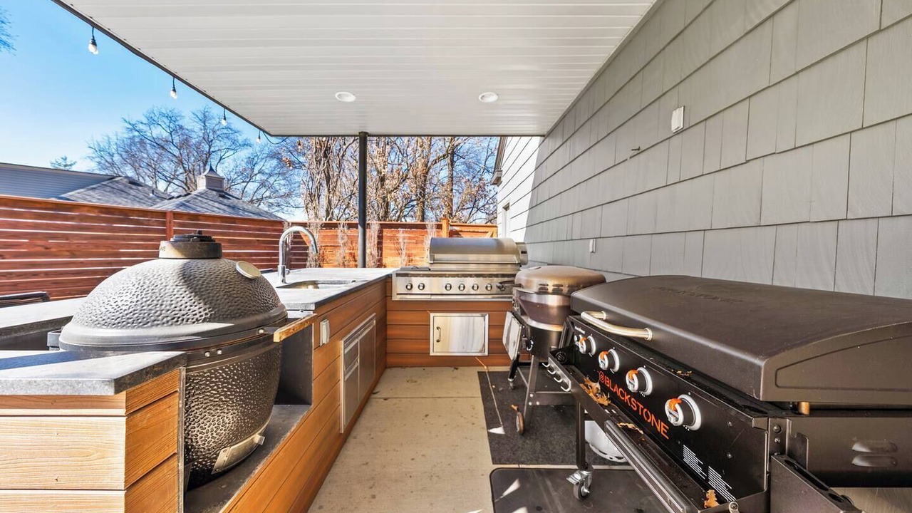 Photo of Patio Balcony in Prairie Village