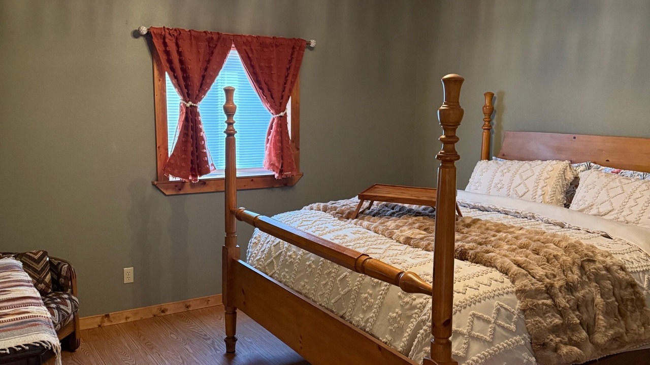 Photo of Bedroom in Winfield