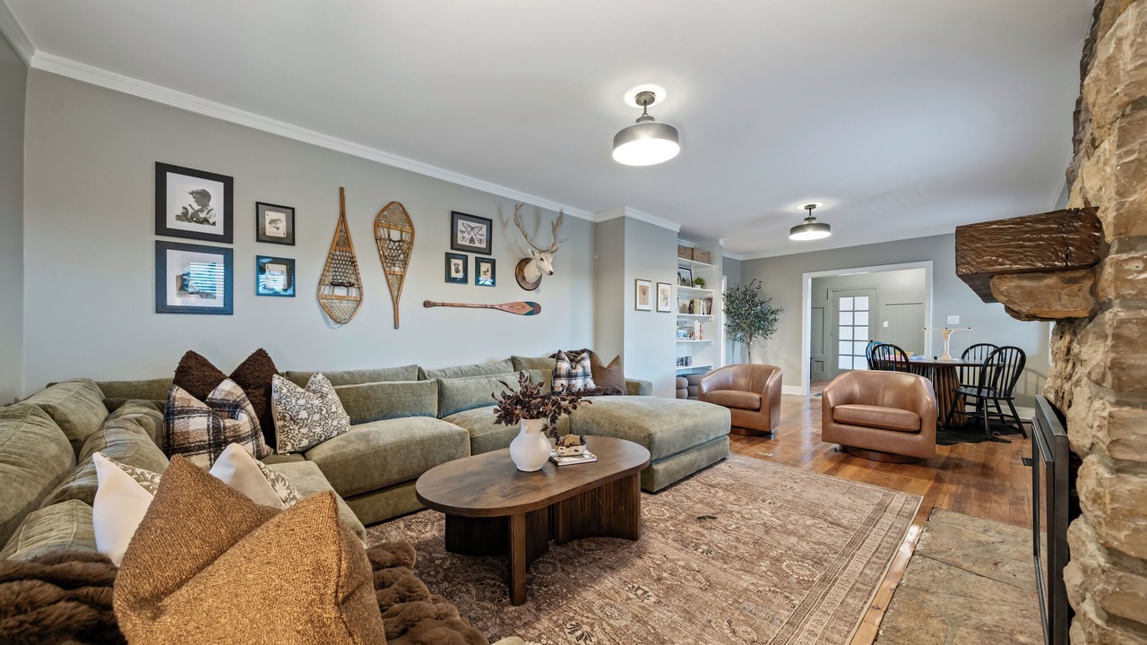 Photo of Livingroom in Grandview