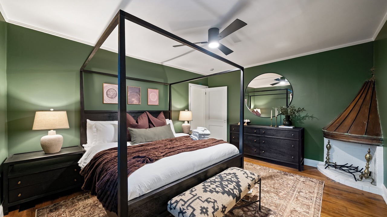 Photo of Bedroom in Grandview