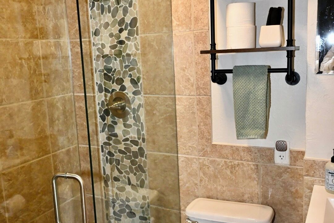 Photo of Bathroom in Garfield