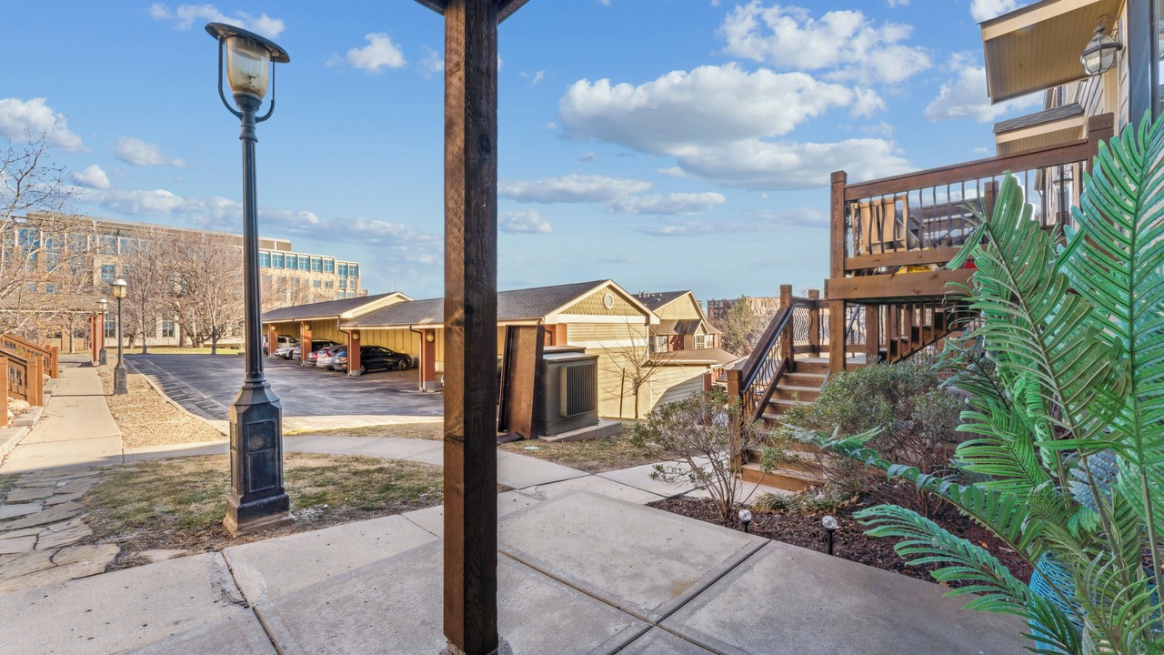 Photo of Outdoor in Quality Hill