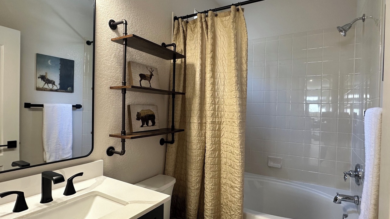 Photo of Bathroom in Southridge