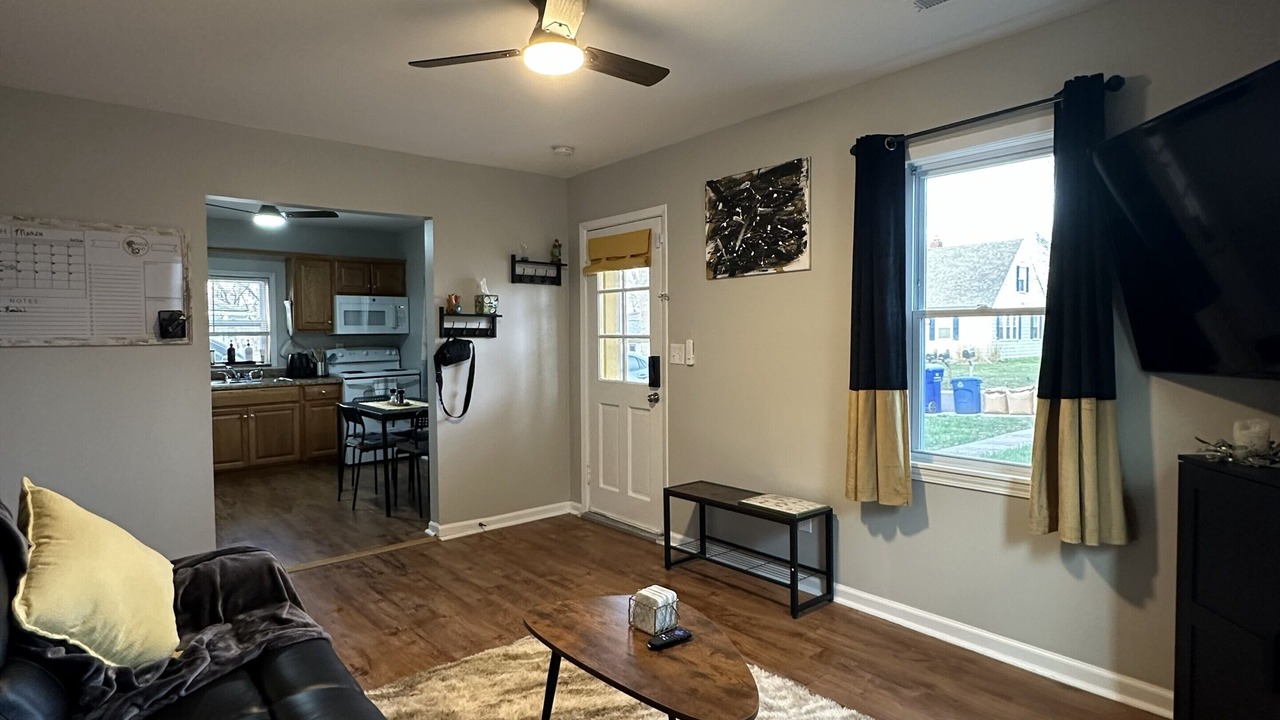 Photo of Livingroom in Overland Park