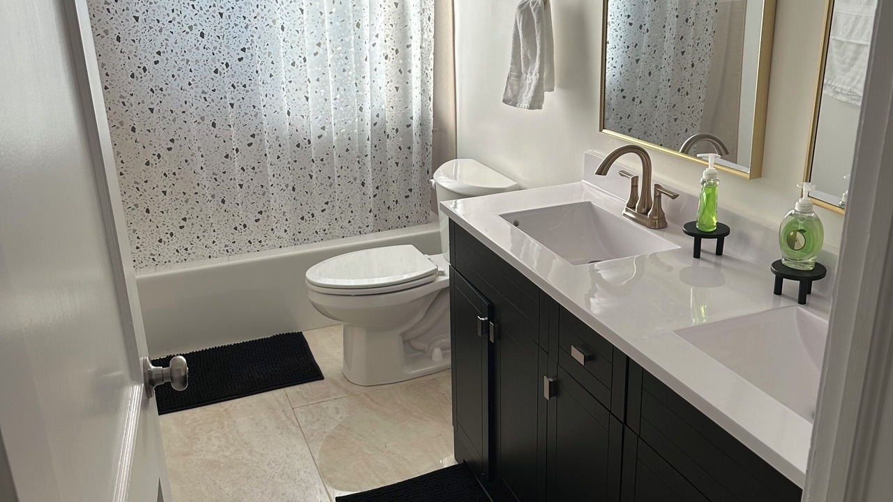 Photo of Bathroom in Lawrence