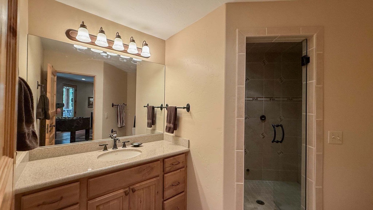 Photo of Bathroom in Three Peaks