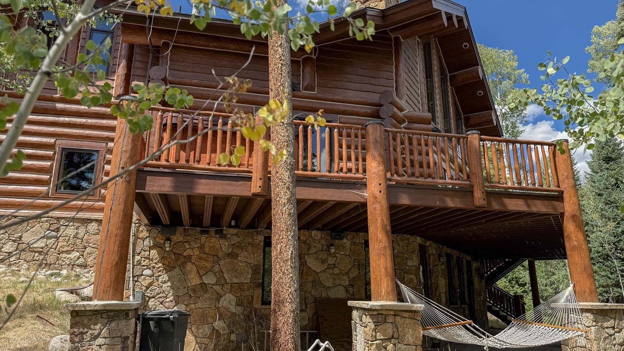 Photo of Outdoor in Three Peaks