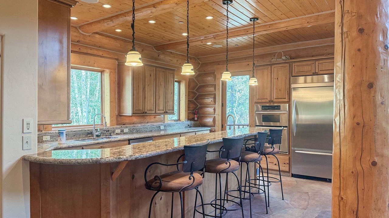Photo of Kitchen in Three Peaks