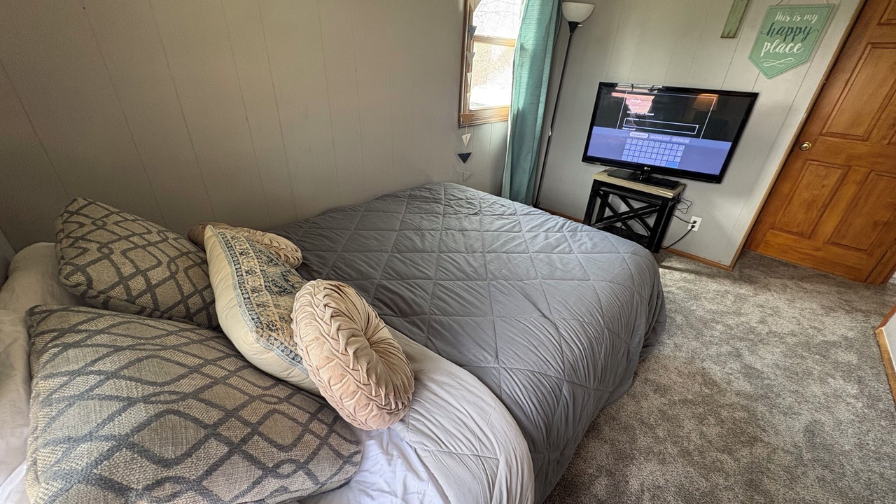Photo of Bedroom in Pauline