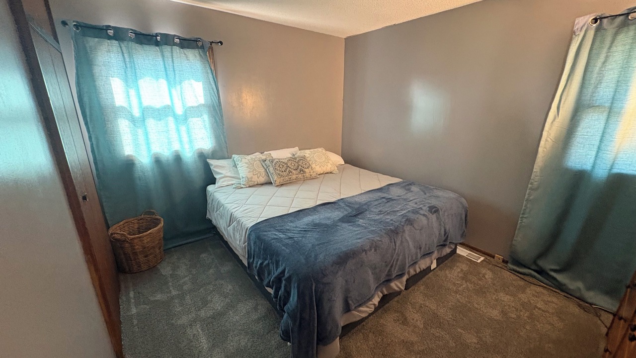 Photo of Bedroom in Pauline