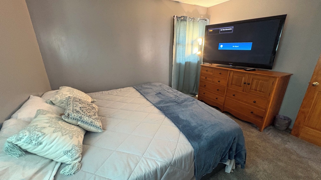 Photo of Bedroom in Pauline