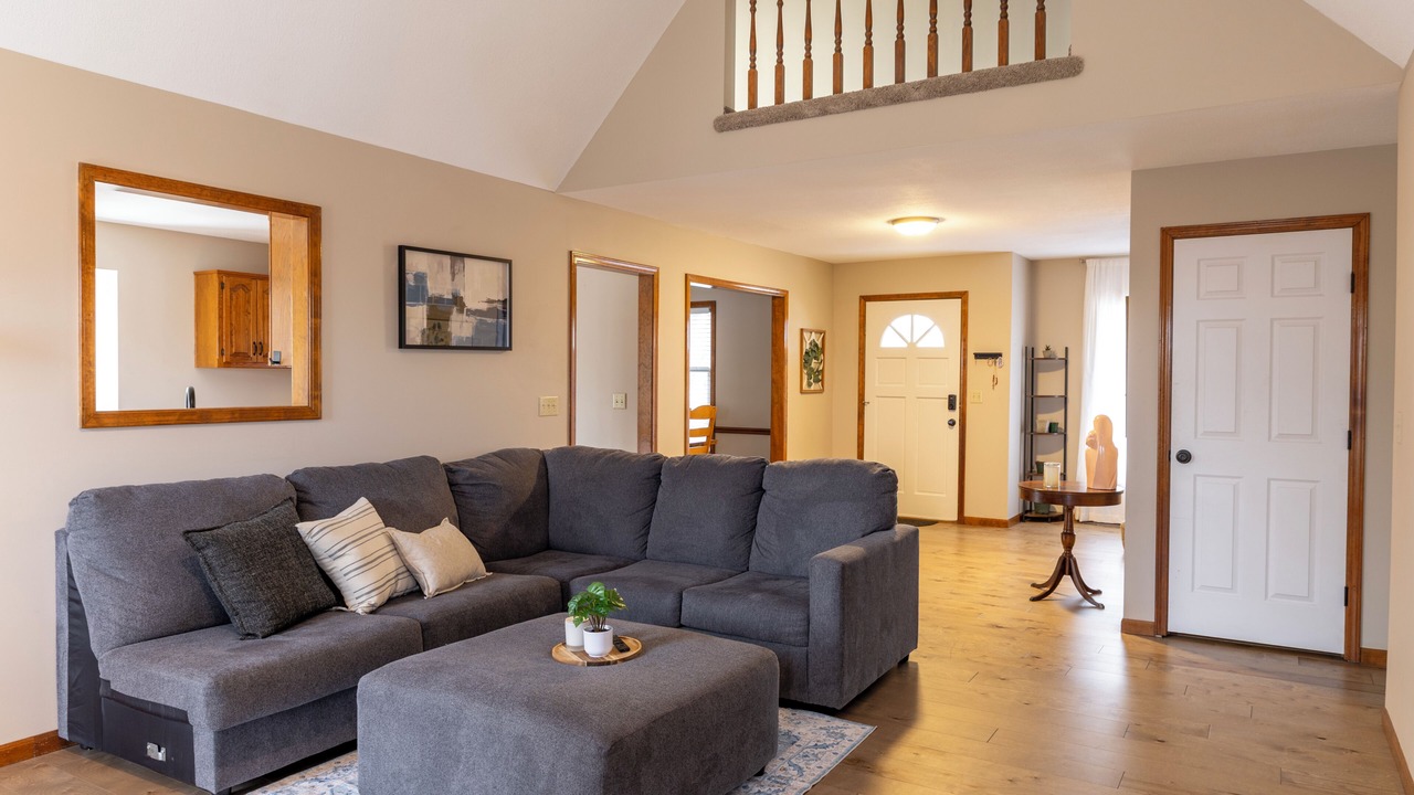 Photo of Livingroom in Blue Springs