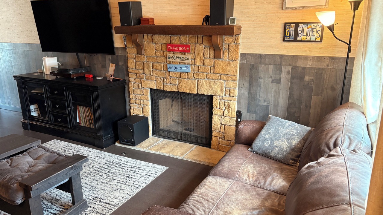 Photo of Livingroom in Olathe