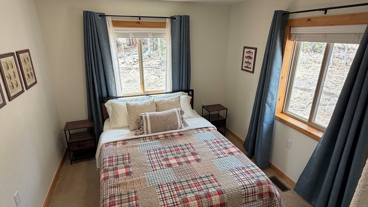 Photo of Bedroom in Indian Mountain