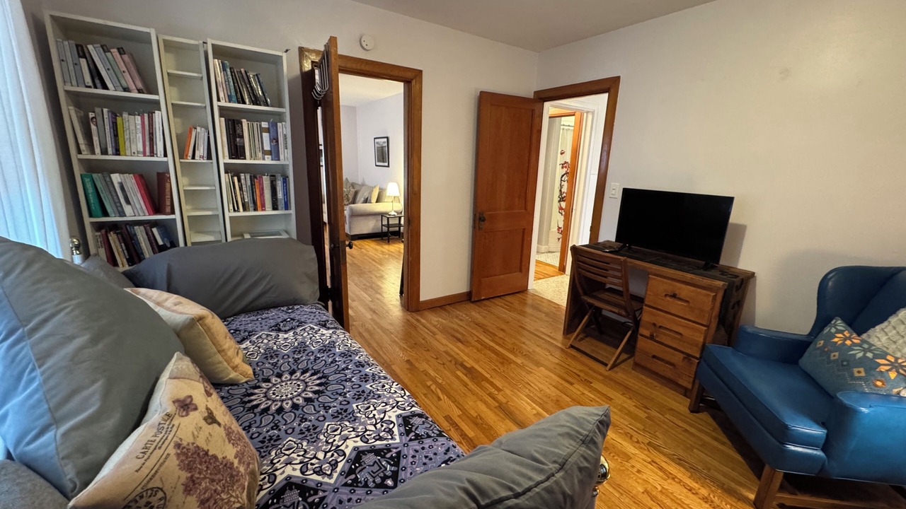 Photo of Bedroom in Russell