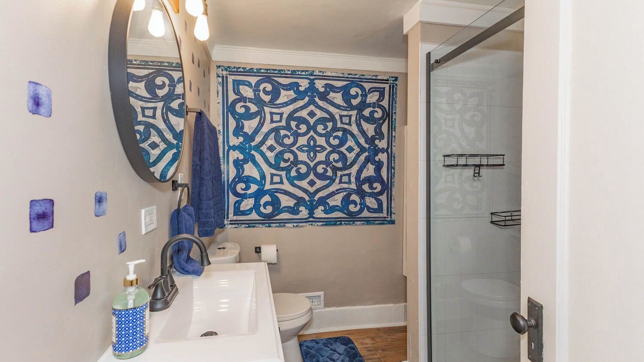 Photo of Bathroom in South Hyde Park
