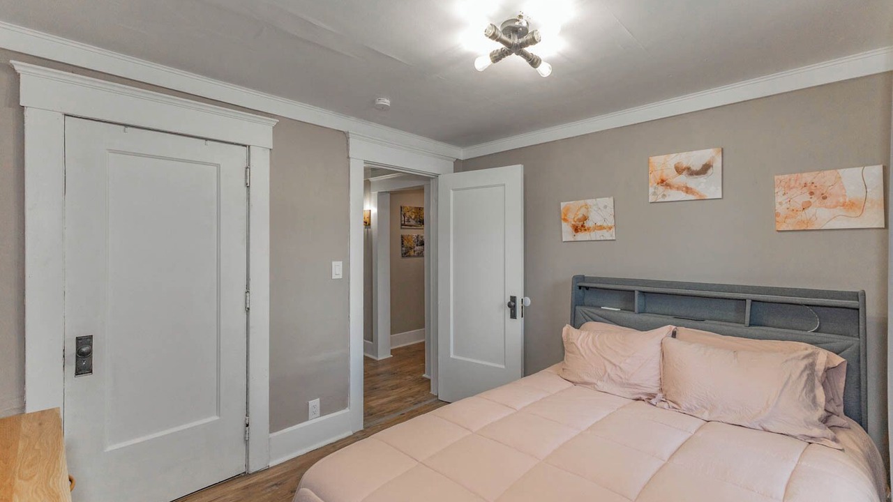 Photo of Bedroom in South Hyde Park