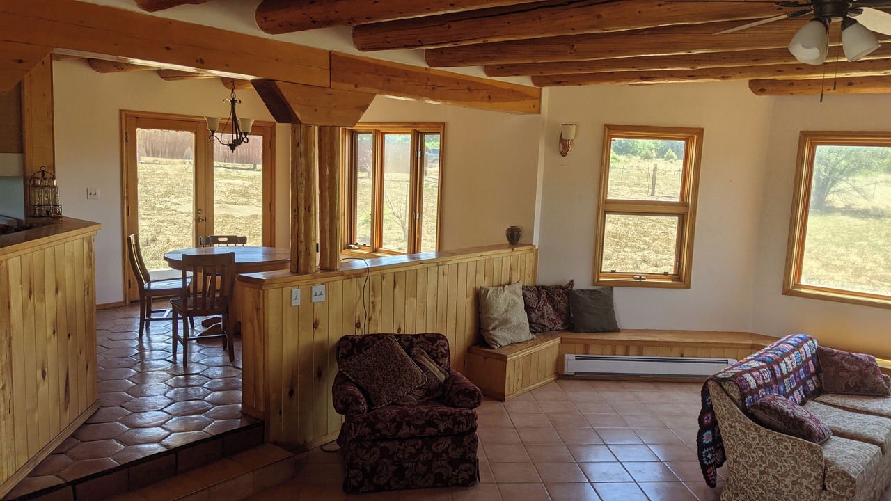 Photo of Livingroom in Taos