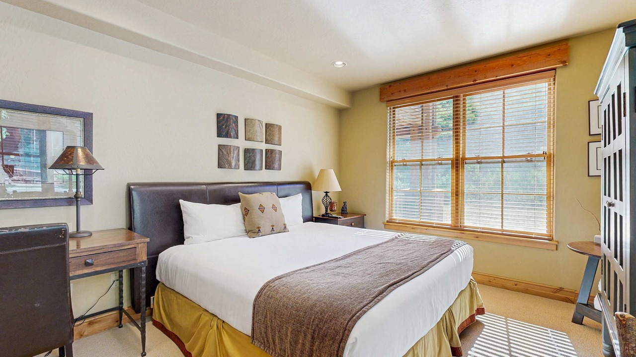 Photo of Bedroom in Deer Valley