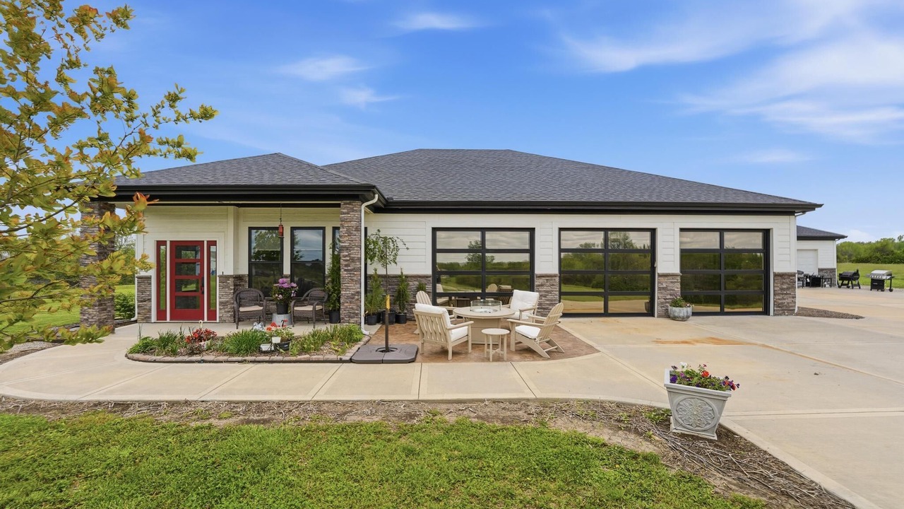 Photo of Outdoor in Grain Valley
