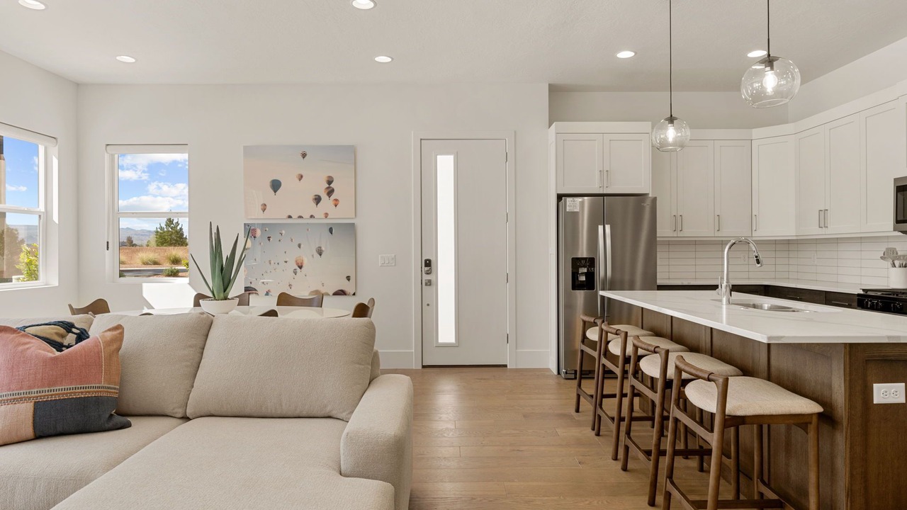 Photo of Livingroom in Bloomington