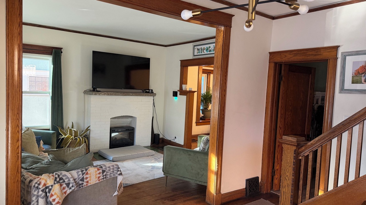 Photo of Livingroom in South Hyde Park