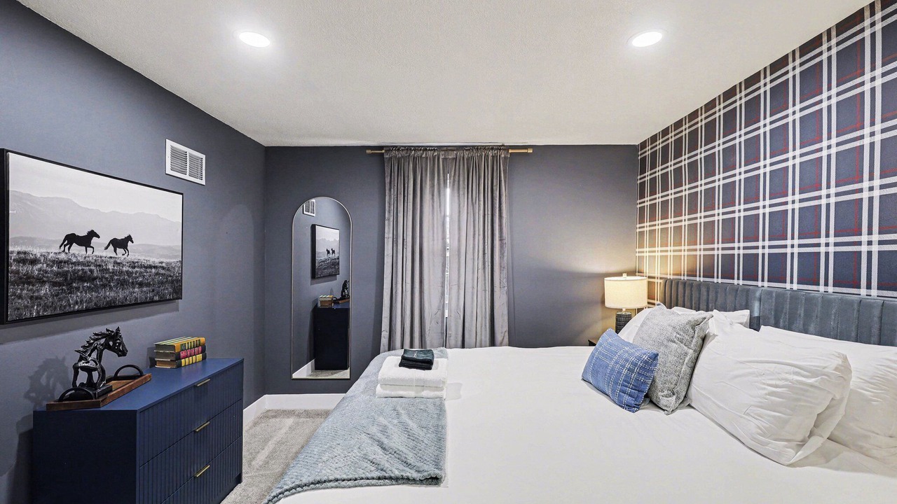 Photo of Bedroom in Overland Park