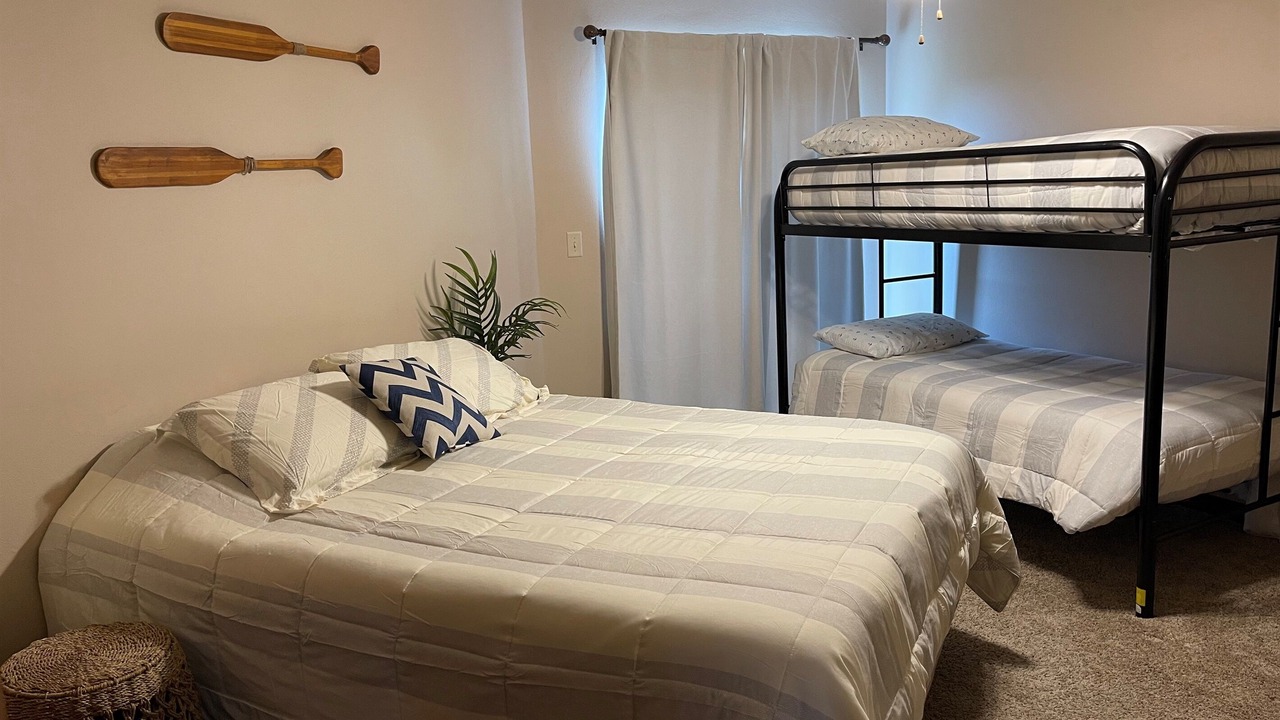 Photo of Bedroom in Arnolds Park